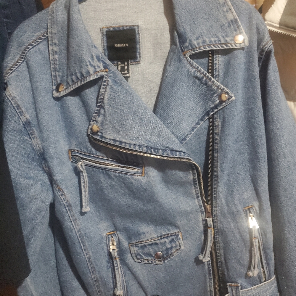 Forever 21 Bomber Style Zip Denim Style  Jacket NWT